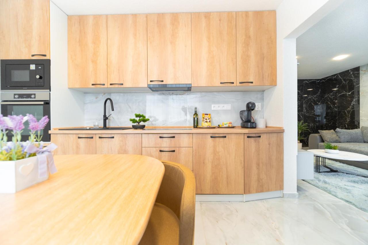 Apartman Discreet Kysucke Nove Mesto Екстер'єр фото